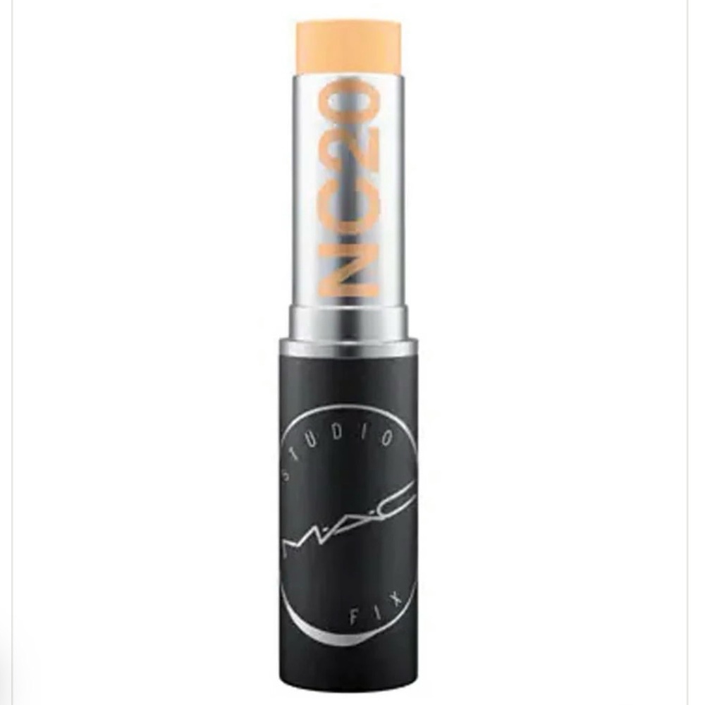 VAULTED ~ MAC ~ ‘NC20’ Studio Fix Soft Matte Foundation Stick~ FS ~ RARE & HTF